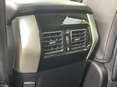 2023 Toyota LAND CRUISER PRADO — миниатюра 33