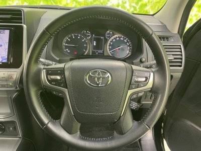 2023 Toyota LAND CRUISER PRADO — миниатюра 14