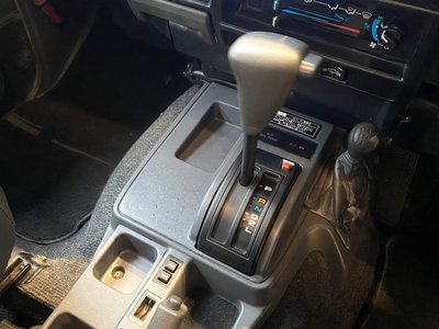 صورة مصغرة 24 لـ 2002 Toyota LAND CRUISER 70