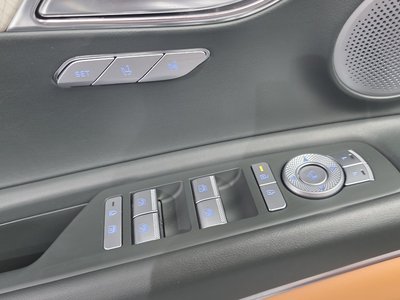 2024 Genesis GV80 — миниатюра 14