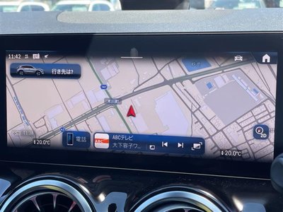 MERCEDES-BENZ GLA - 4