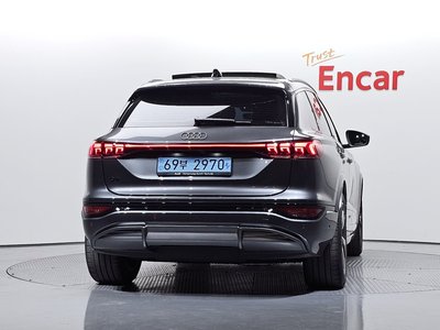 AUDI Q6 - 3