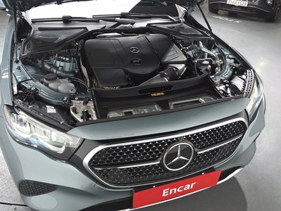 MERCEDES-BENZ E-CLASS - 7