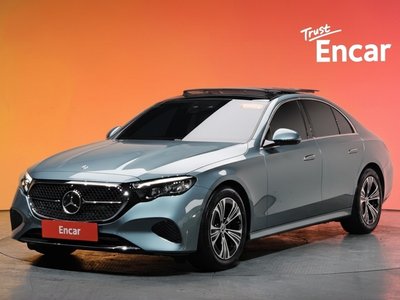 MERCEDES-BENZ E-CLASS - 1