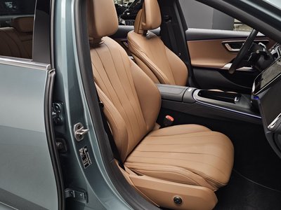 MERCEDES-BENZ E-CLASS - 10