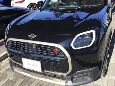 MINI MINI COUNTRYMAN - 10