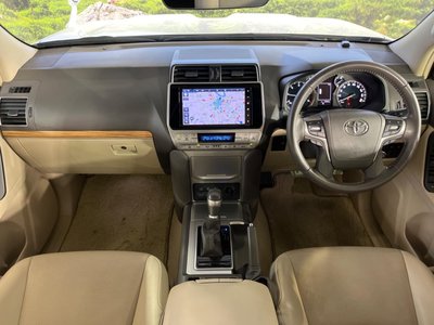 TOYOTA LAND CRUISER PRADO - 2
