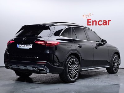 صورة 5 لـ 2023 Mercedes-BENZ GLC