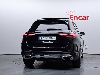 صورة 3 لـ 2023 Mercedes-BENZ GLC