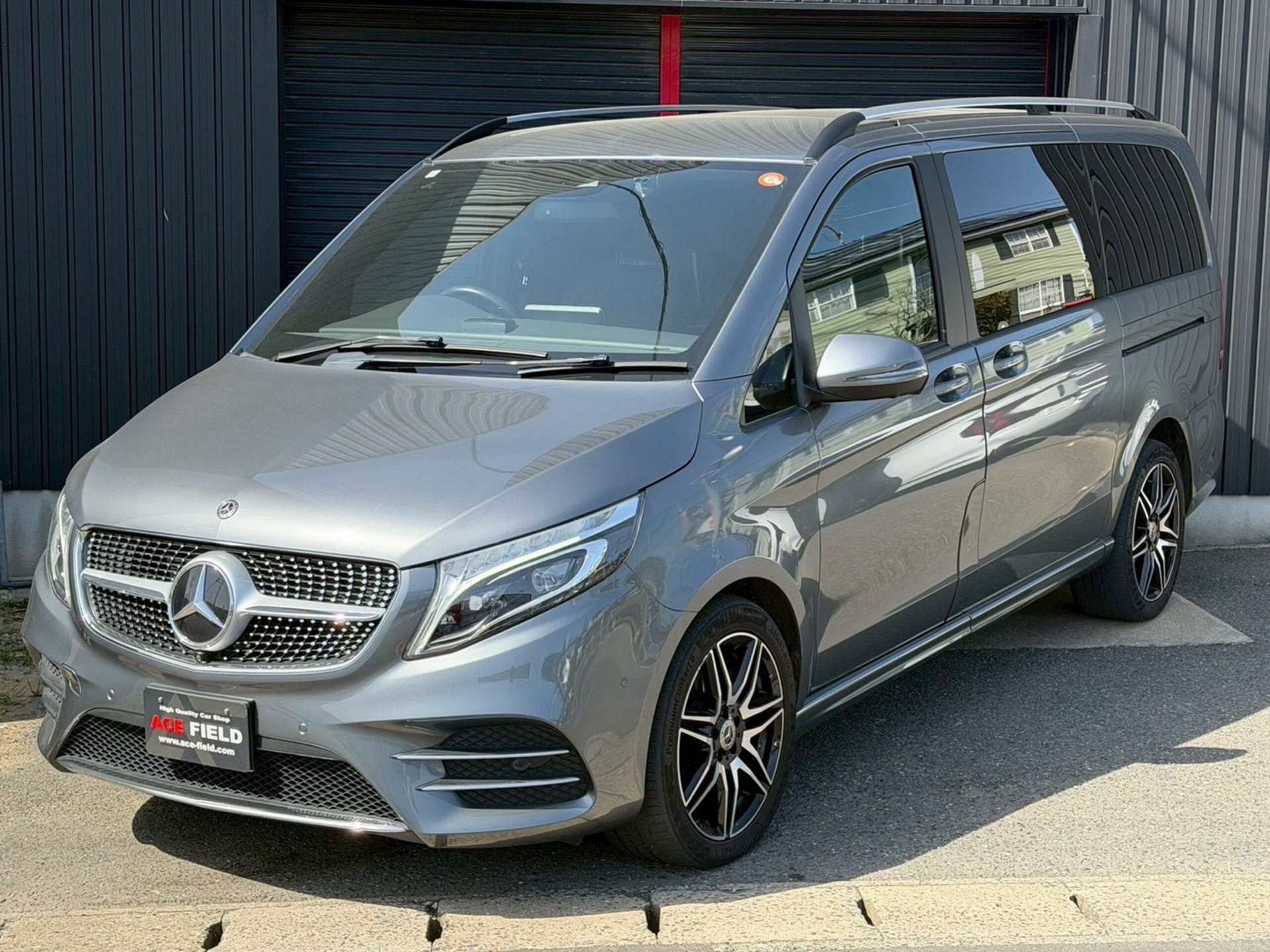 MERCEDES-BENZ V-CLASS - View 1