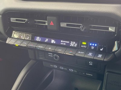 TOYOTA LAND CRUISER 250 - 7