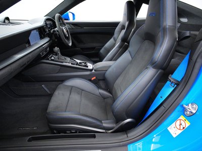 صورة مصغرة 16 لـ 2021 Porsche 911