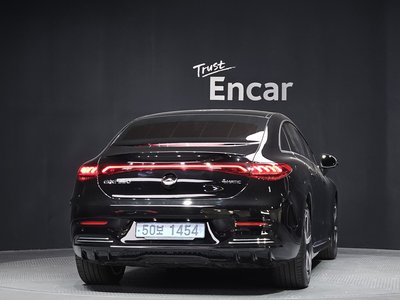 MERCEDES-BENZ EQE - 3