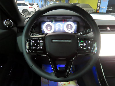 2025 LAND Rover RANGE ROVER EVOQUE — миниатюра 11