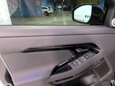 2025 LAND Rover RANGE ROVER EVOQUE — миниатюра 15