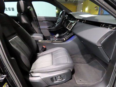 صورة 10 لـ 2025 LAND Rover RANGE ROVER EVOQUE
