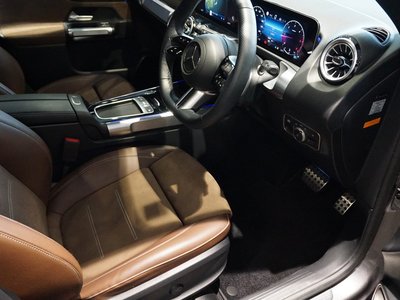 2024 Mercedes-BENZ GLB — миниатюра 18