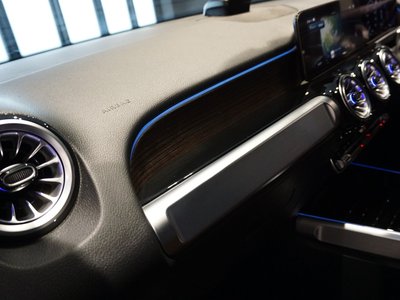 2024 Mercedes-BENZ GLB — миниатюра 47