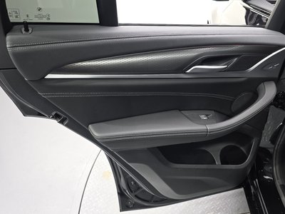 2023 BMW X4 — миниатюра 15