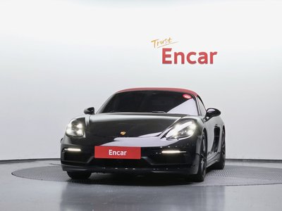 صورة 2 لـ 2022 Porsche 718
