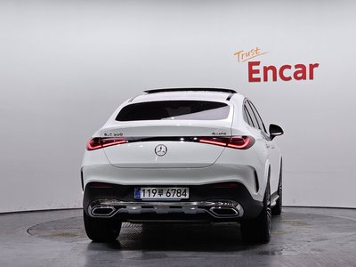 MERCEDES-BENZ GLC - 4