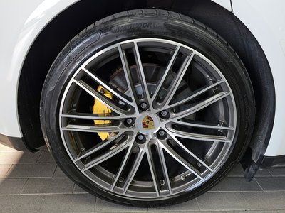 PORSCHE PANAMERA - 6