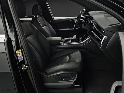 AUDI Q7 - 10