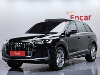 AUDI Q7 - 1