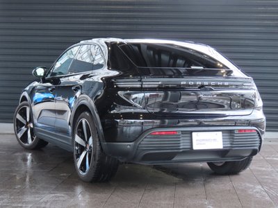2025 Porsche MACAN — фото 4