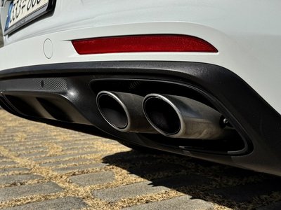 PORSCHE PANAMERA - 10