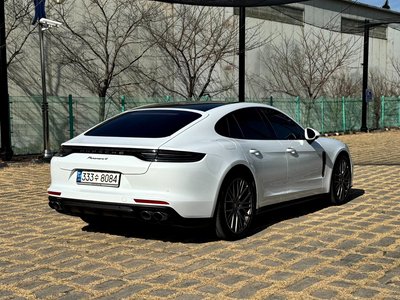 PORSCHE PANAMERA - 9