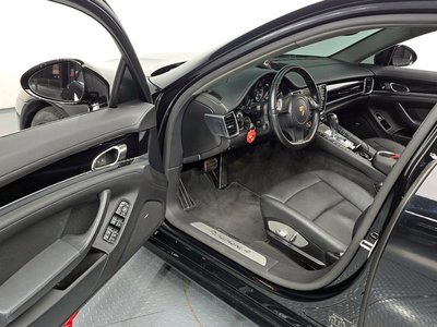 PORSCHE PANAMERA - 10