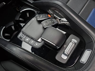 MERCEDES-BENZ GLE - 9