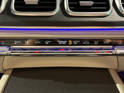 MERCEDES-BENZ GLS - 9