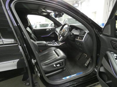 BMW X7 - 8