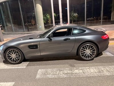 MERCEDES-BENZ GT AMG - 8