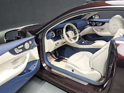 MERCEDES-BENZ E-CLASS - 10