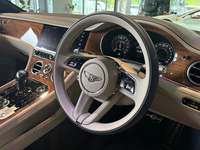 صورة 9 لـ 2025 Bentley CONTINENTAL
