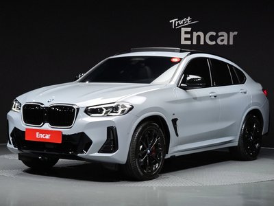 صورة 1 لـ 2025 BMW X4
