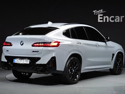 صورة 3 لـ 2025 BMW X4