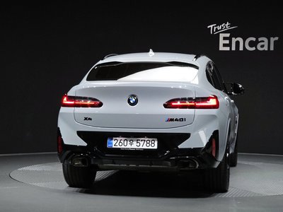 صورة 4 لـ 2025 BMW X4