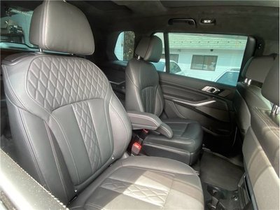 2020 BMW X7 缩略图 27