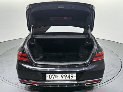 2019 Genesis G90 缩略图 20