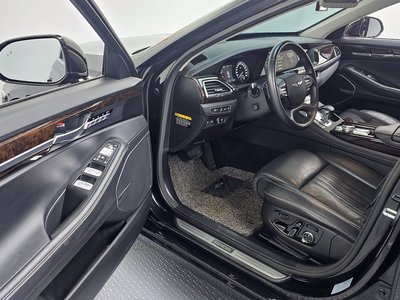 2019 Genesis G90 — фото 10