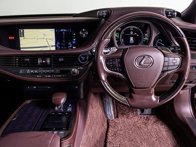 2018 Lexus LS — миниатюра 37