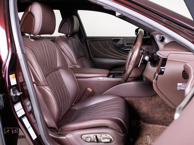 2018 Lexus LS — миниатюра 38