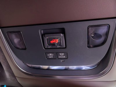 2018 Lexus LS — миниатюра 54