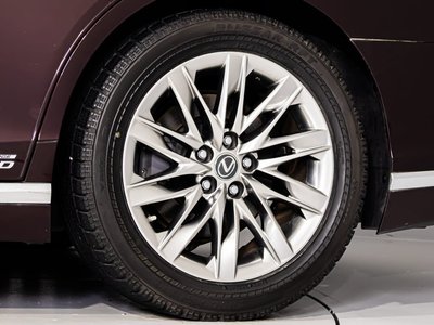2018 Lexus LS — миниатюра 26