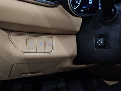 2026 Genesis THE NEW G70 thumbnail 12