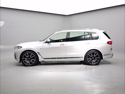 BMW X7 - 10